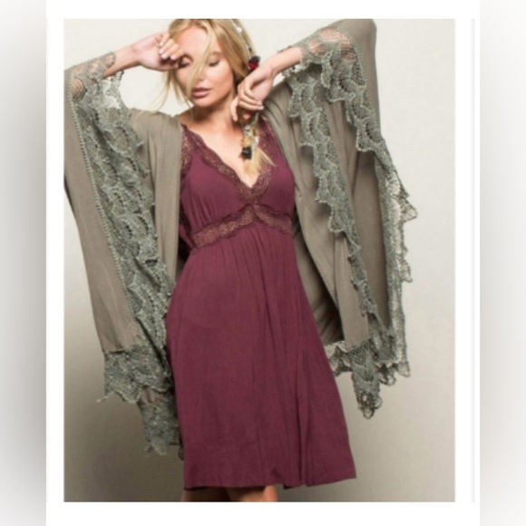 Women's POL Green Washed Jersey Shawls NEW - Picture 2 of 6